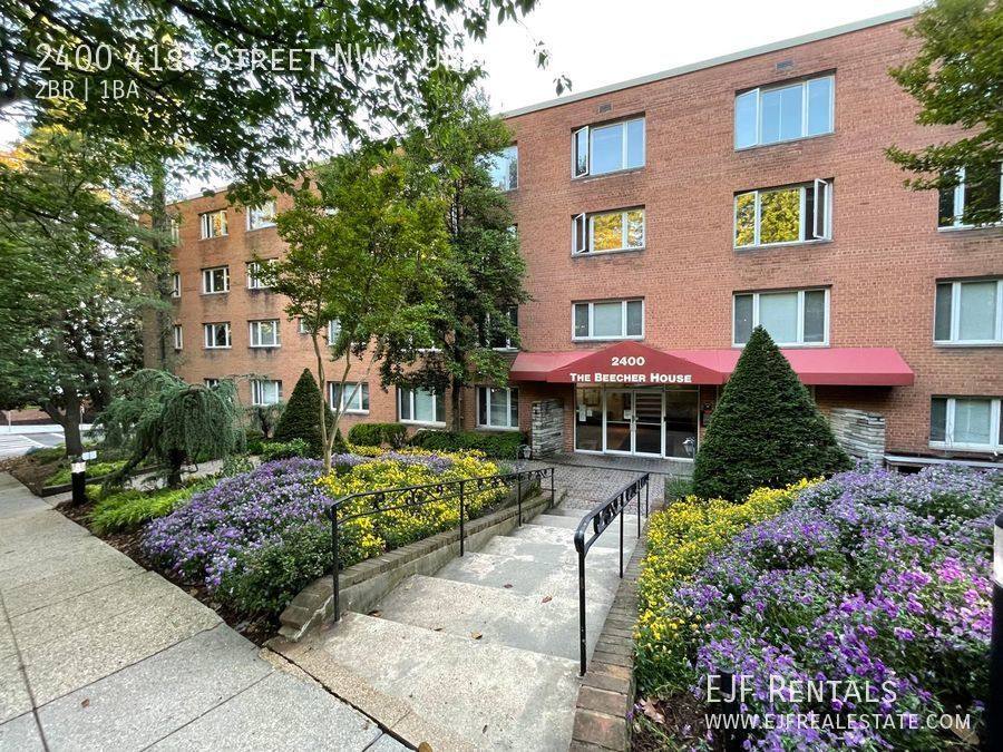 Condo for rent at 2400 41st St NW #208, Washington, DC 20007