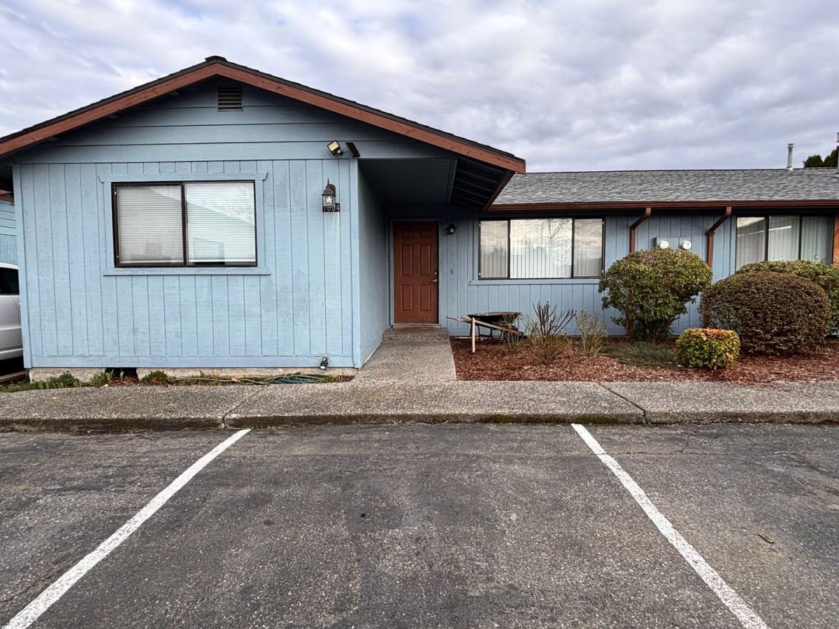 Apartment for rent at 1802 1804 N, Mount Vernon, WA 98273