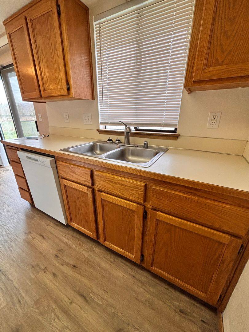 Apartment for rent at 1802 1804 N, Mount Vernon, WA 98273