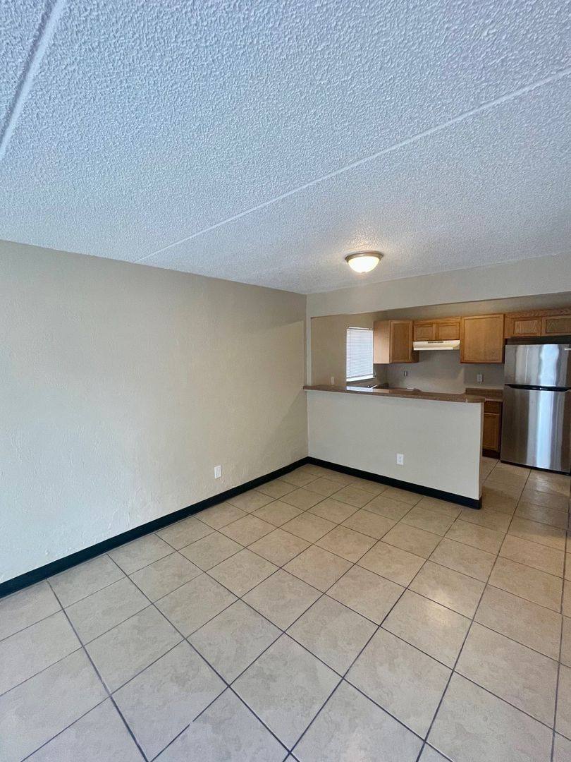 Apartment for rent at 133 Kingston Ave, Daytona Beach, FL 32114