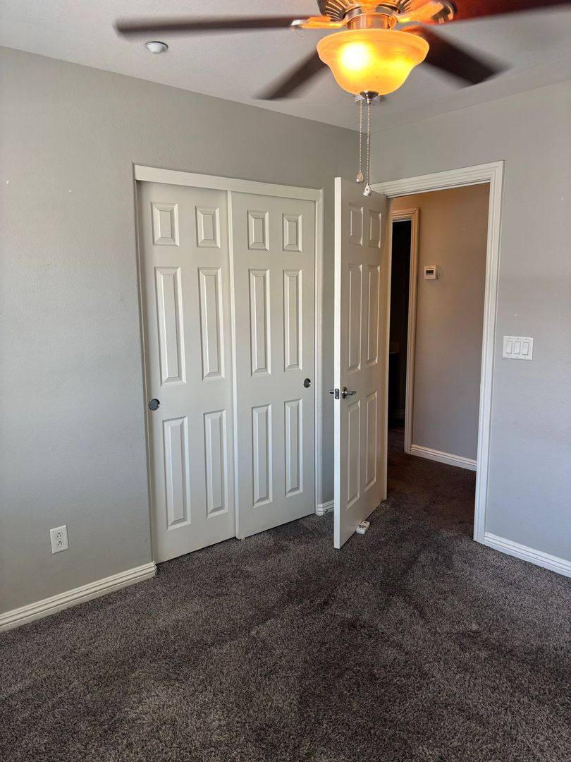Townhouse for rent at 10147 Aspen Rose St, Las Vegas, NV 89183