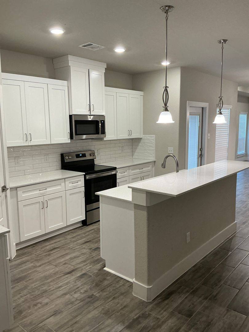 House for rent at 636 The Cottages, Godley, TX 76044