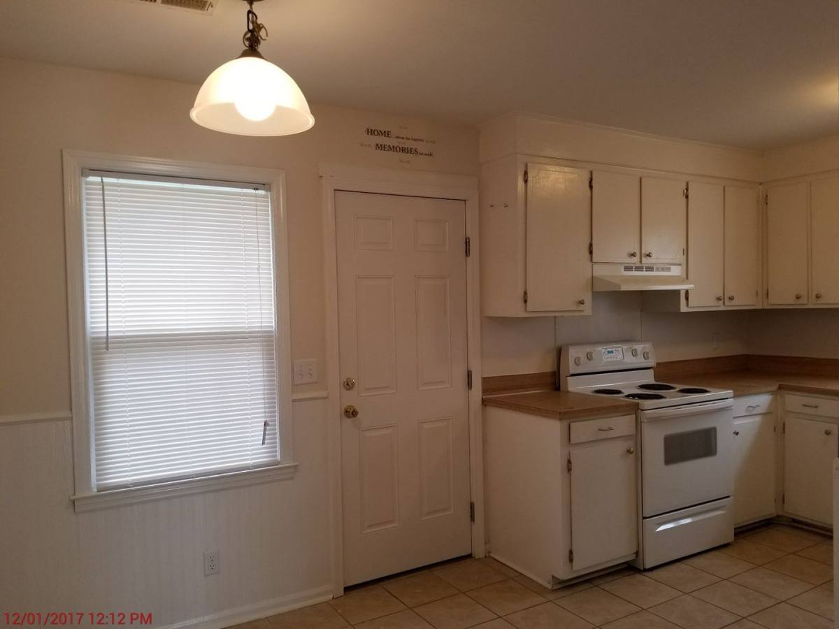House for rent at 126 Red Cedar Dr, Goose Creek, SC 29445