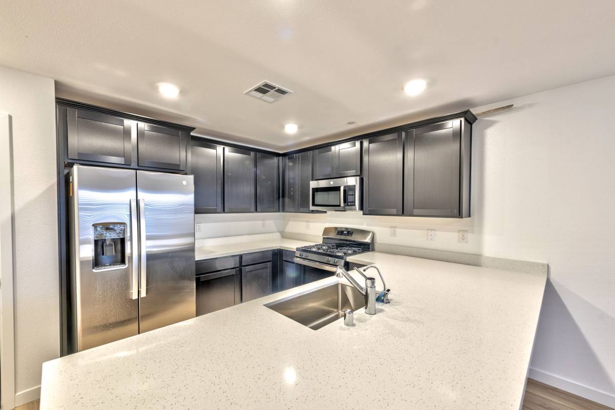 Townhouse for rent at 6288 Foxes Dale St, Las Vegas, NV 89166