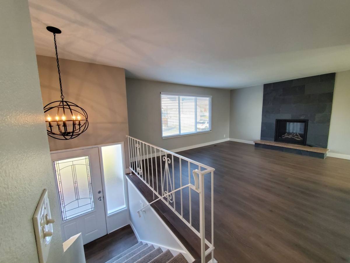 House for rent at 2694 E Teal Way, Sandy, UT 84093