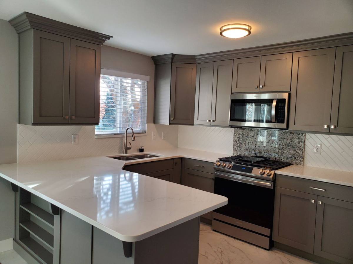 House for rent at 2694 E Teal Way, Sandy, UT 84093