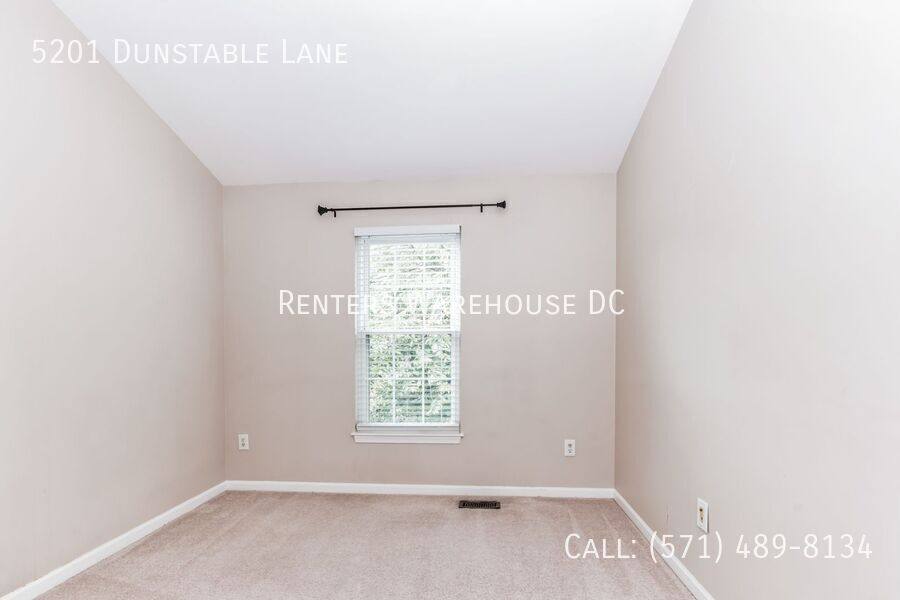 Townhouse for rent at 5201 Dunstable Lane, Alexandria, VA 22315
