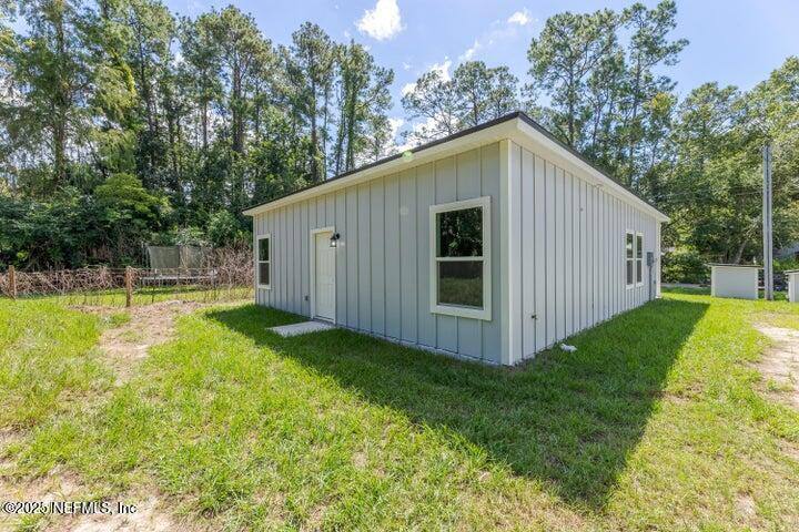 Apartment for rent at 8119 Siskin Ave, Jacksonville, FL 32219