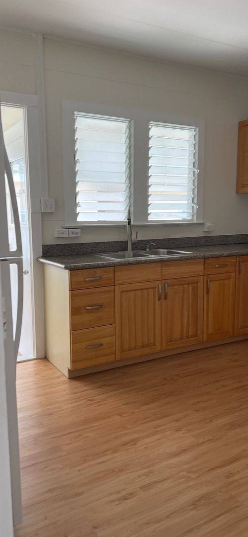 Townhouse for rent at 736 Birch St, Honolulu, HI 96814