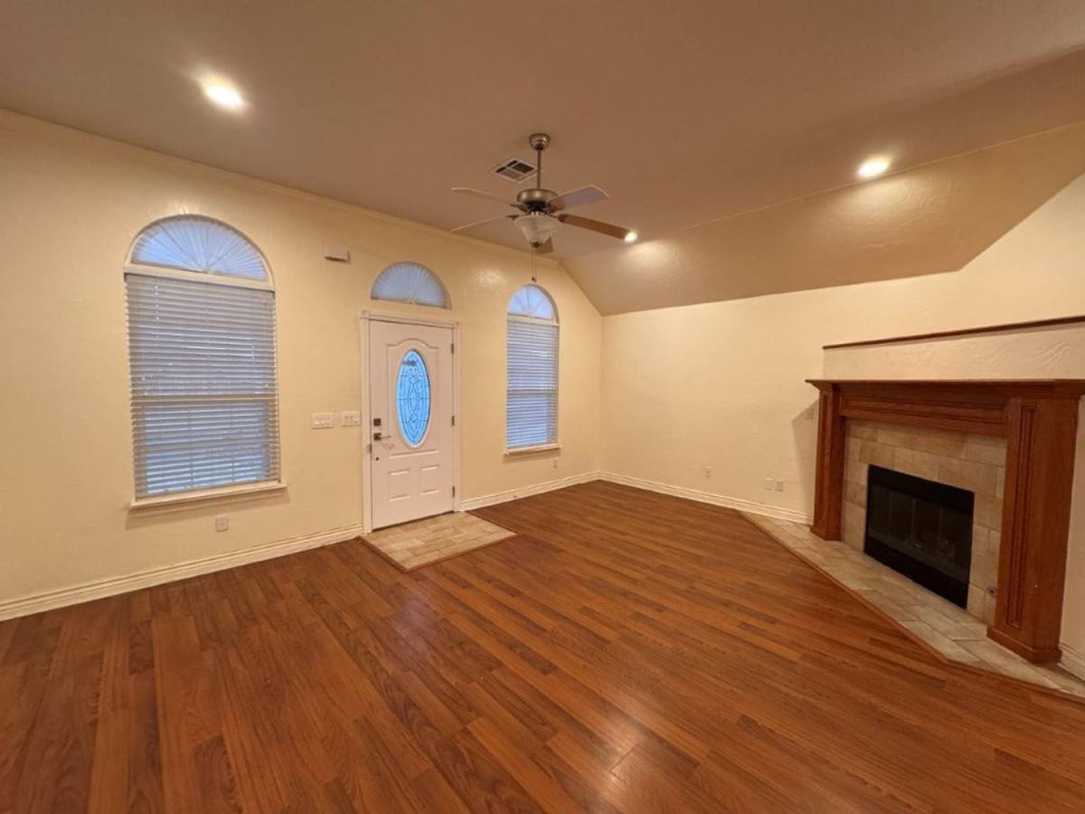 House for rent at 1704 Dorothy Dr, Oklahoma City, OK 73170