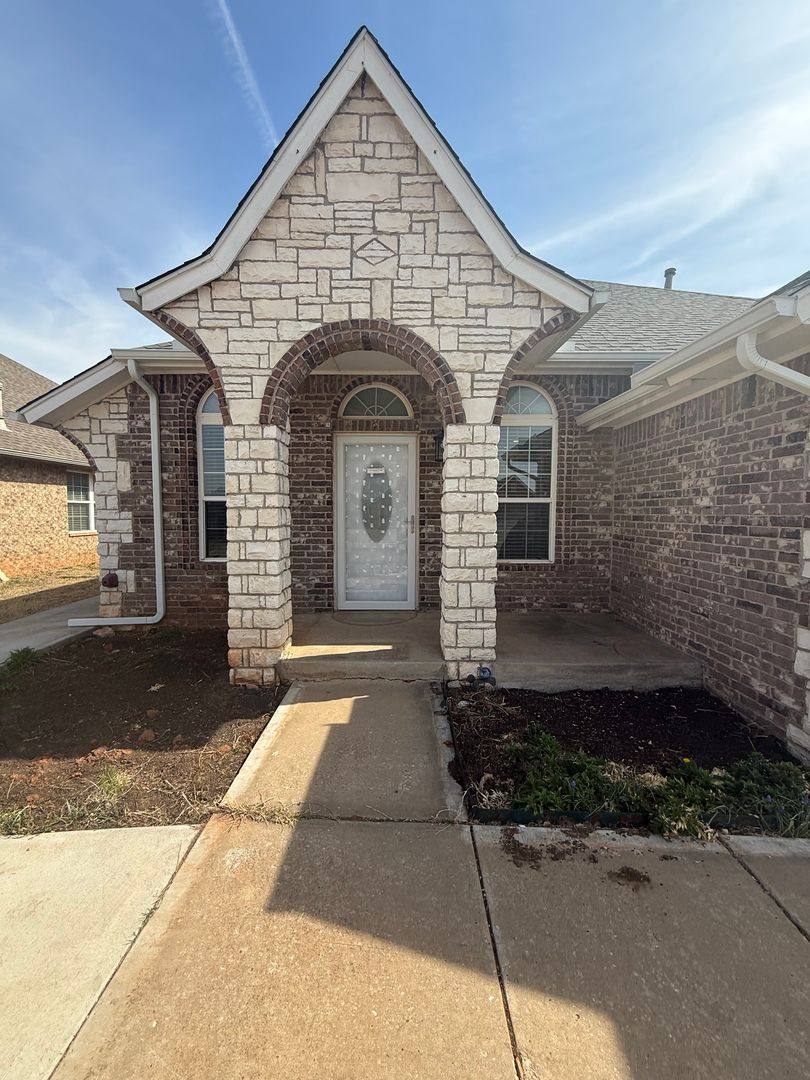 House for rent at 1704 Dorothy Dr, Oklahoma City, OK 73170