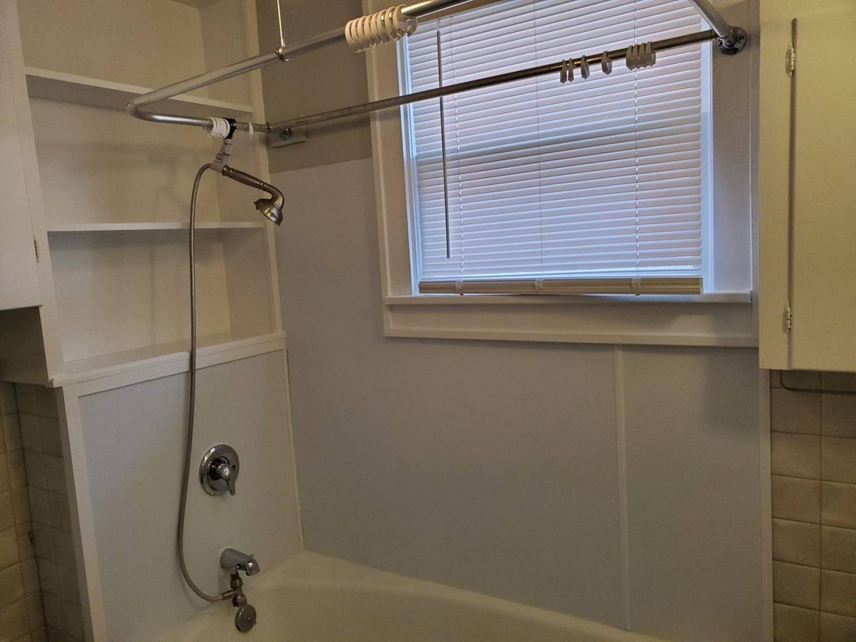 Apartment for rent at 503 Washington Ave, La Grande, OR 97850