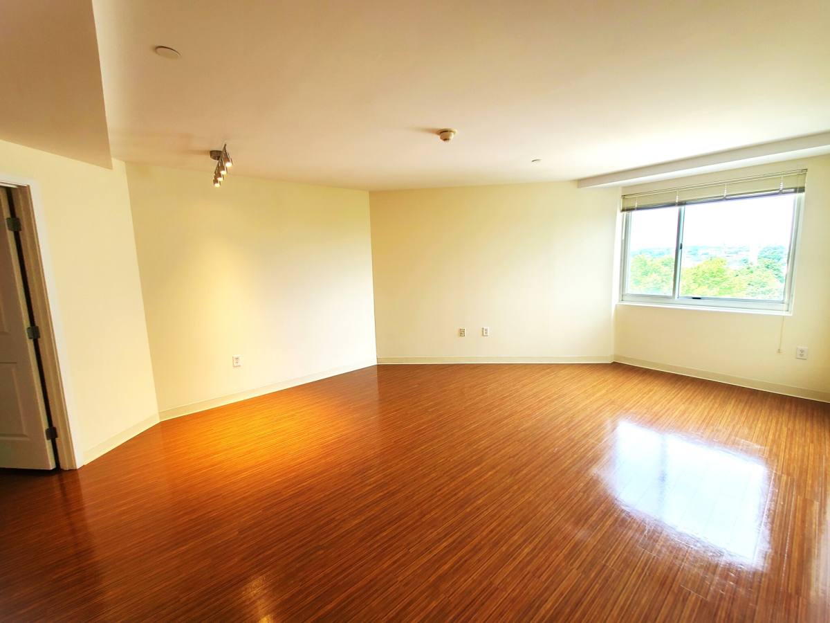 Apartment for rent at 401 Mount Vernon St, Dorchester, MA 02125
