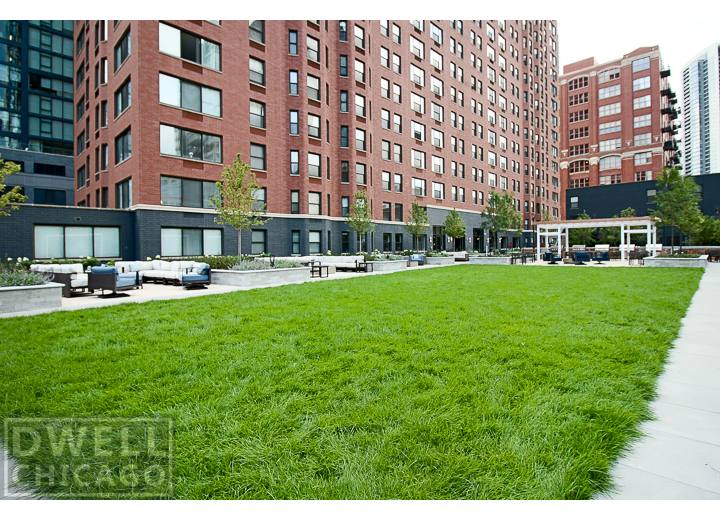 Apartment for rent at 320 W Illinois St, Chicago, IL 60654