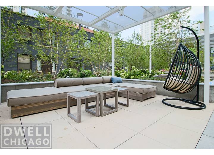 Apartment for rent at 320 W Illinois St, Chicago, IL 60654