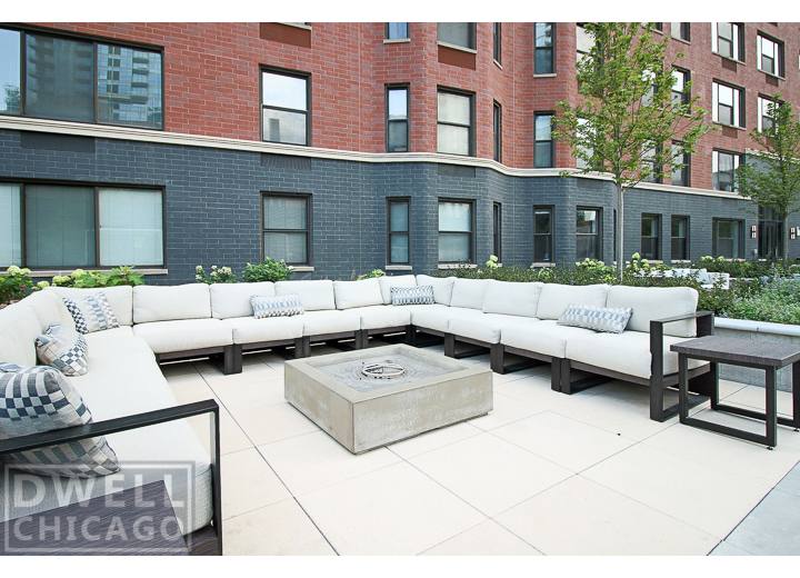 Apartment for rent at 320 W Illinois St, Chicago, IL 60654