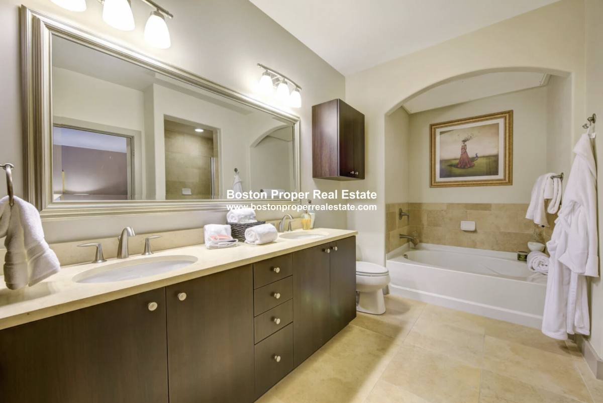 Apartment for rent at 160 Cambridgepark Dr, Cambridge, MA 02140