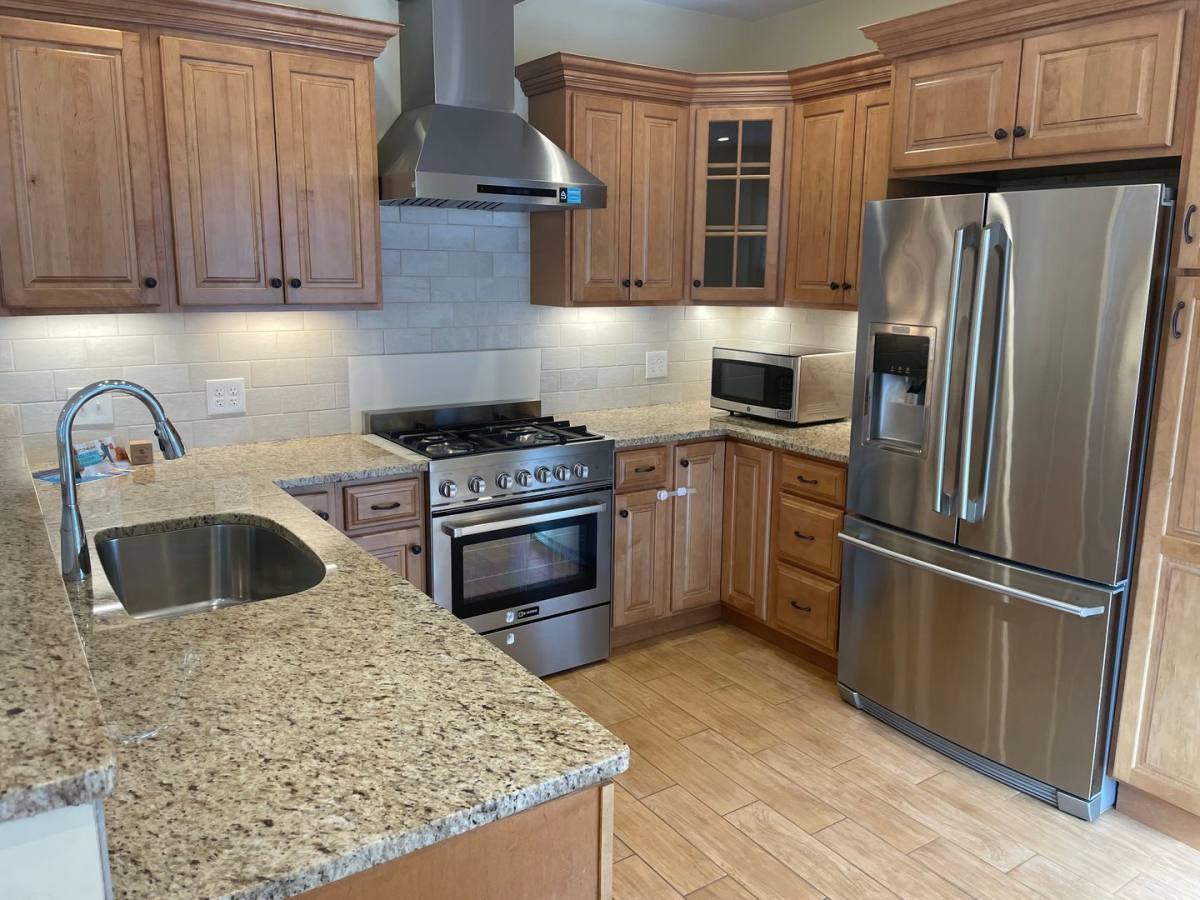 Apartment for rent at 27-29 Elmway St, Providence, RI 02906
