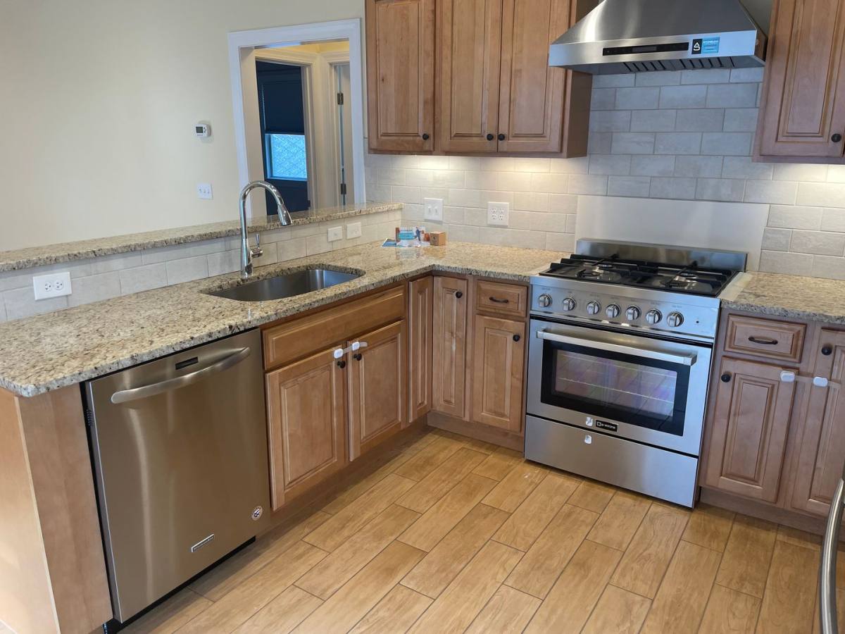 Apartment for rent at 27-29 Elmway St, Providence, RI 02906
