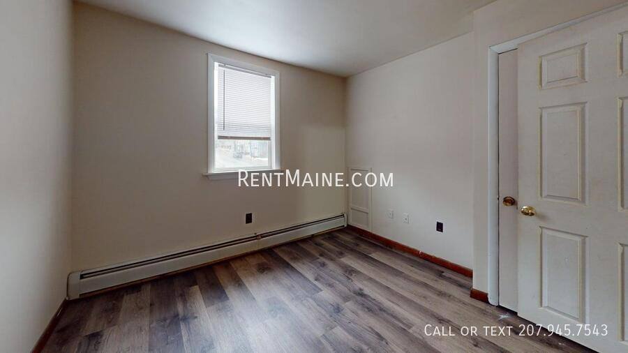 Apartment for rent at 47 Sanford St #5, Bangor, ME 04401