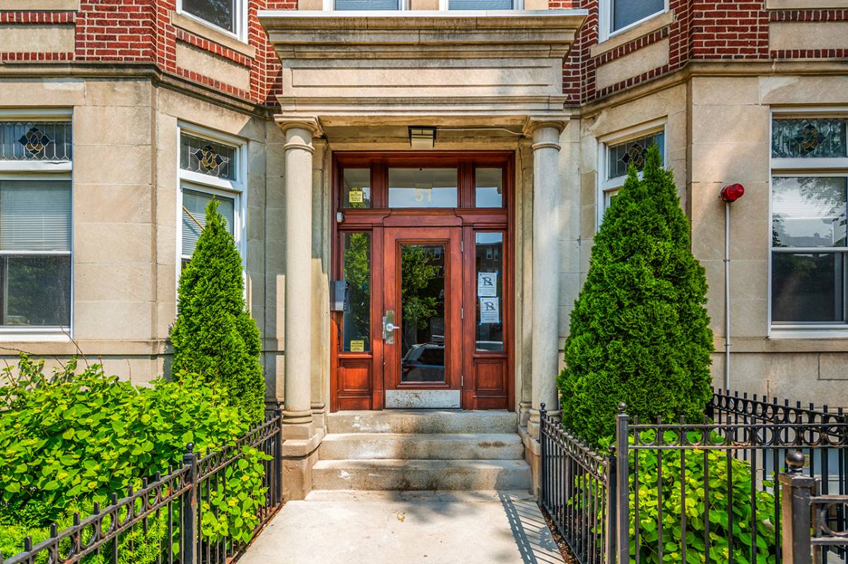 Apartment for rent at 51 Queensberry St, Boston, MA 02215