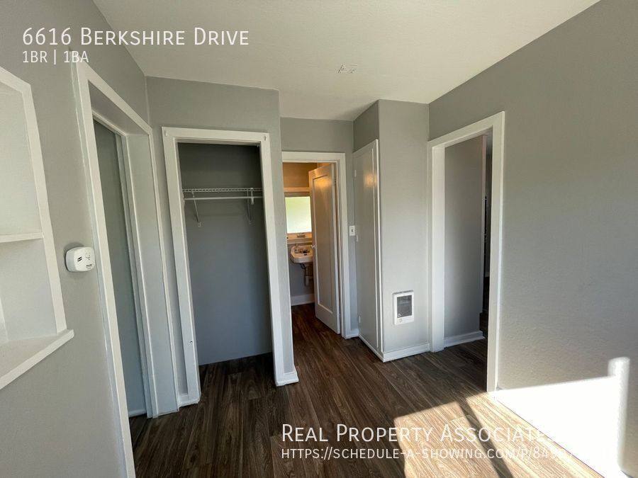 House for rent at 6616 Berkshire Dr, Everett, WA 98203
