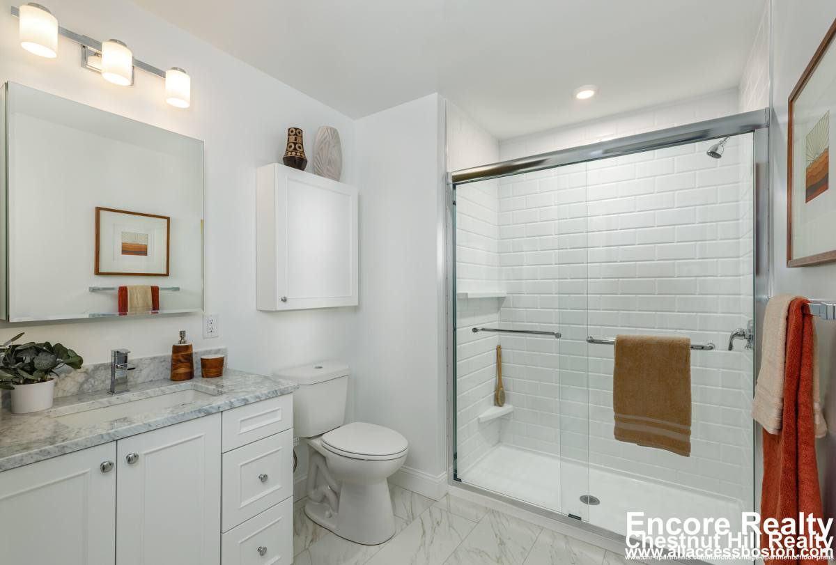 Apartment for rent at 101 Asheville Rd, Chestnut Hill, MA 02467