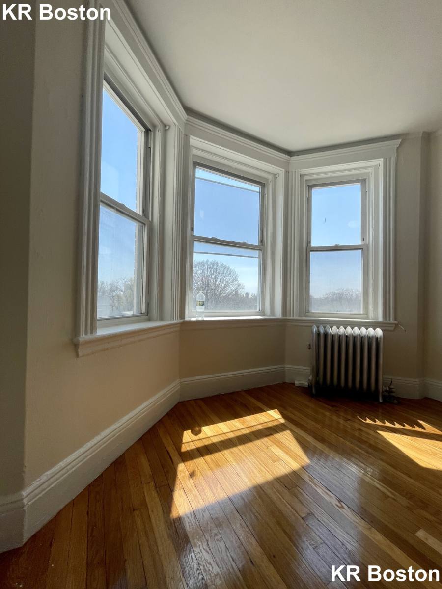 Apartment for rent at 1191 Boylston St, Boston, MA 02215
