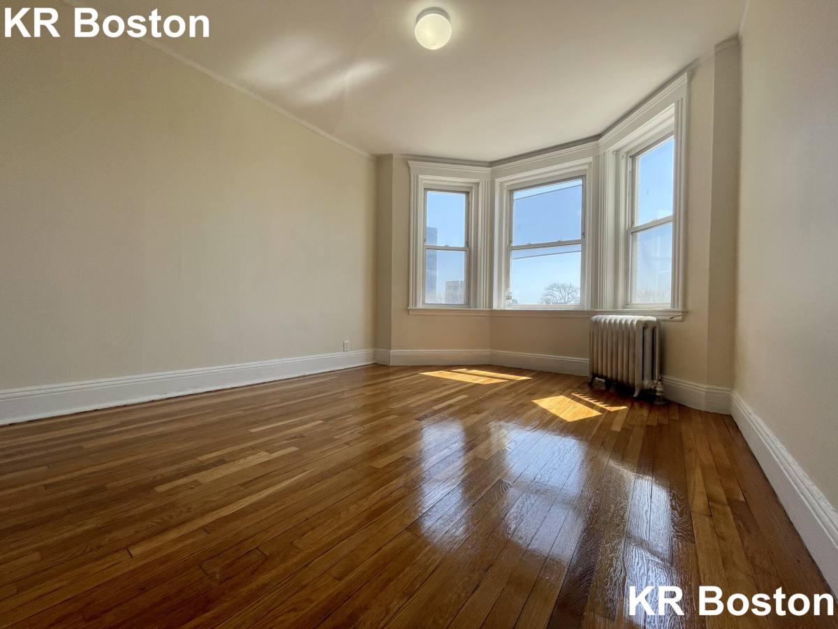 Apartment for rent at 1191 Boylston St, Boston, MA 02215