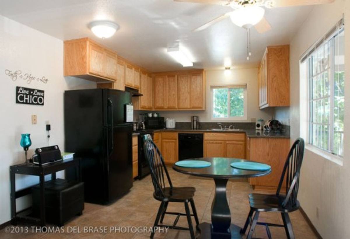 Apartment for rent at 721 W 11th St, Chico, CA 95928