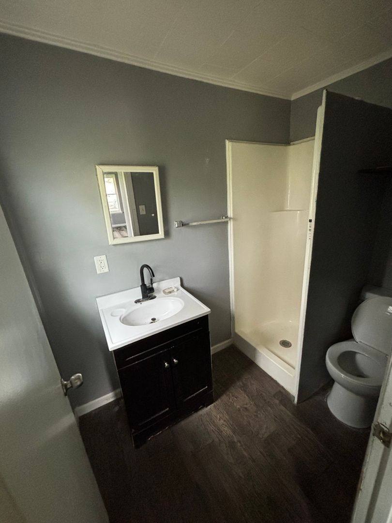 Apartment for rent at 314 Melville St, Mishawaka, IN 46544