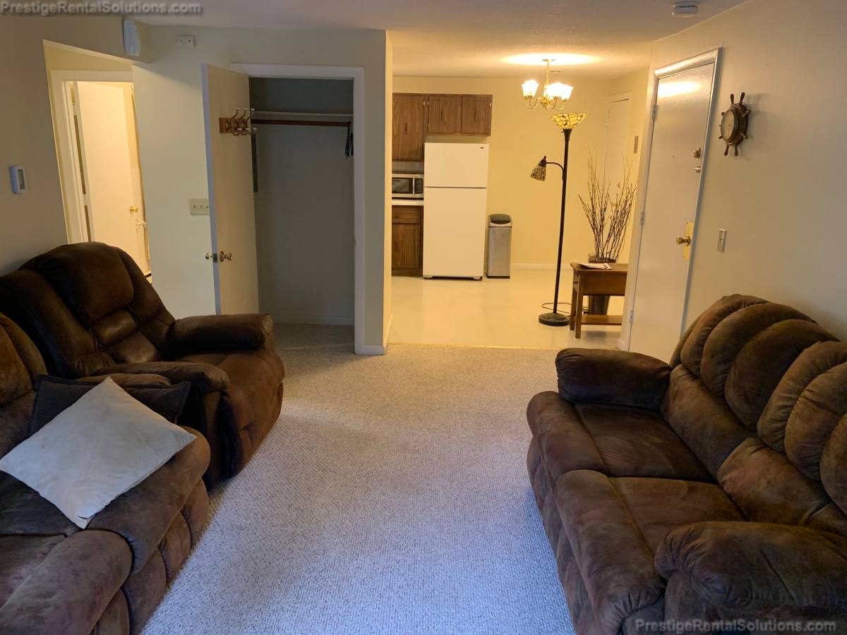 Apartment for rent at 40 Dinan Dr, Gardner, MA 01440
