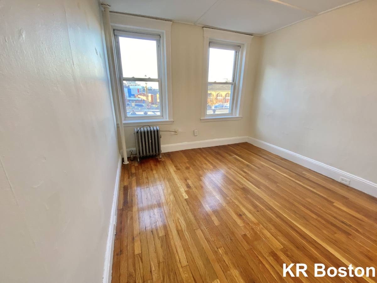 Apartment for rent at 1185 Boylston St, Boston, MA 02215