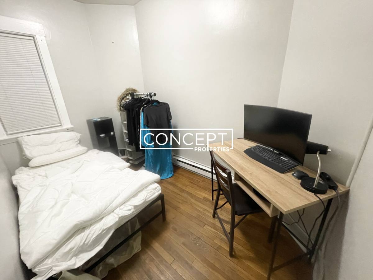 Apartment for rent at 161 Endicott St, Boston, MA 02113