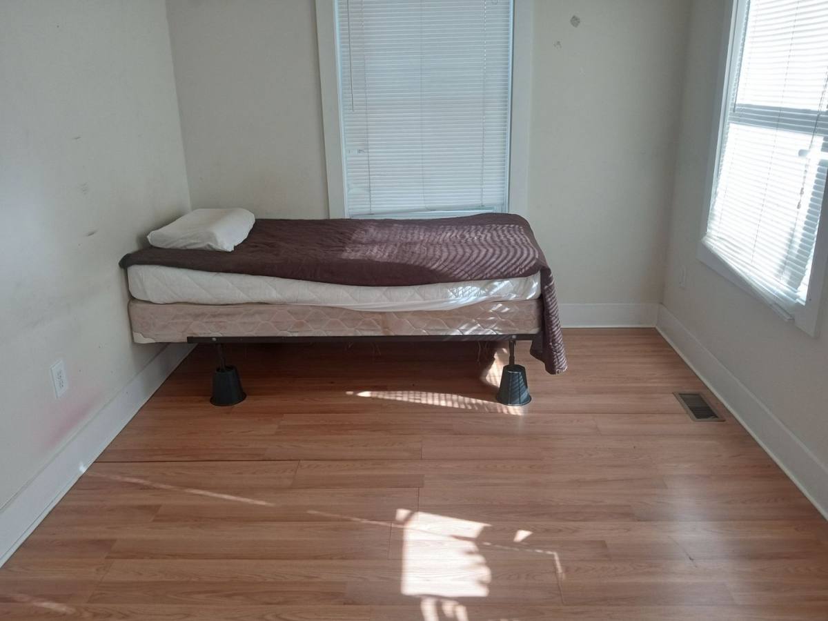 Apartment for rent at 4300 Wallace St, Philadelphia, PA 19104