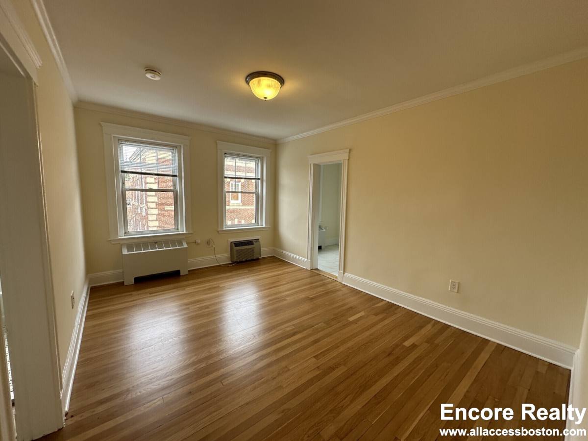 Apartment for rent at 22 Chauncy St, Cambridge, MA 02138