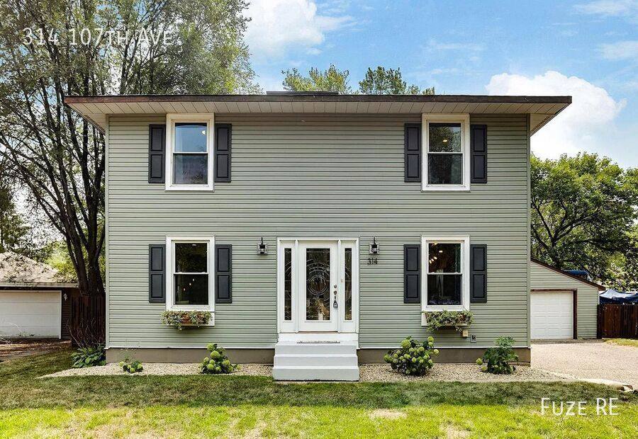 House for rent at 314 107th Ave, Minneapolis, MN 55434