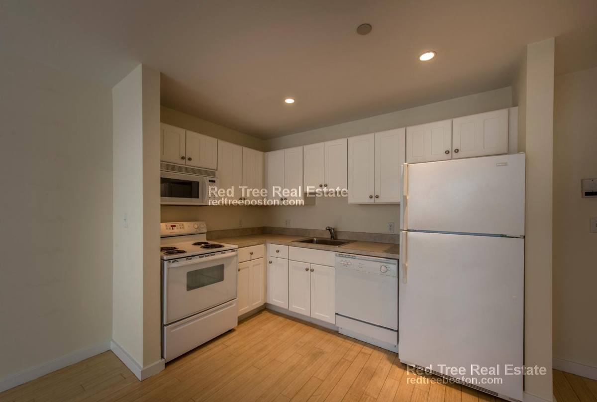Apartment for rent at 40 Boylston St, Boston, MA 02116