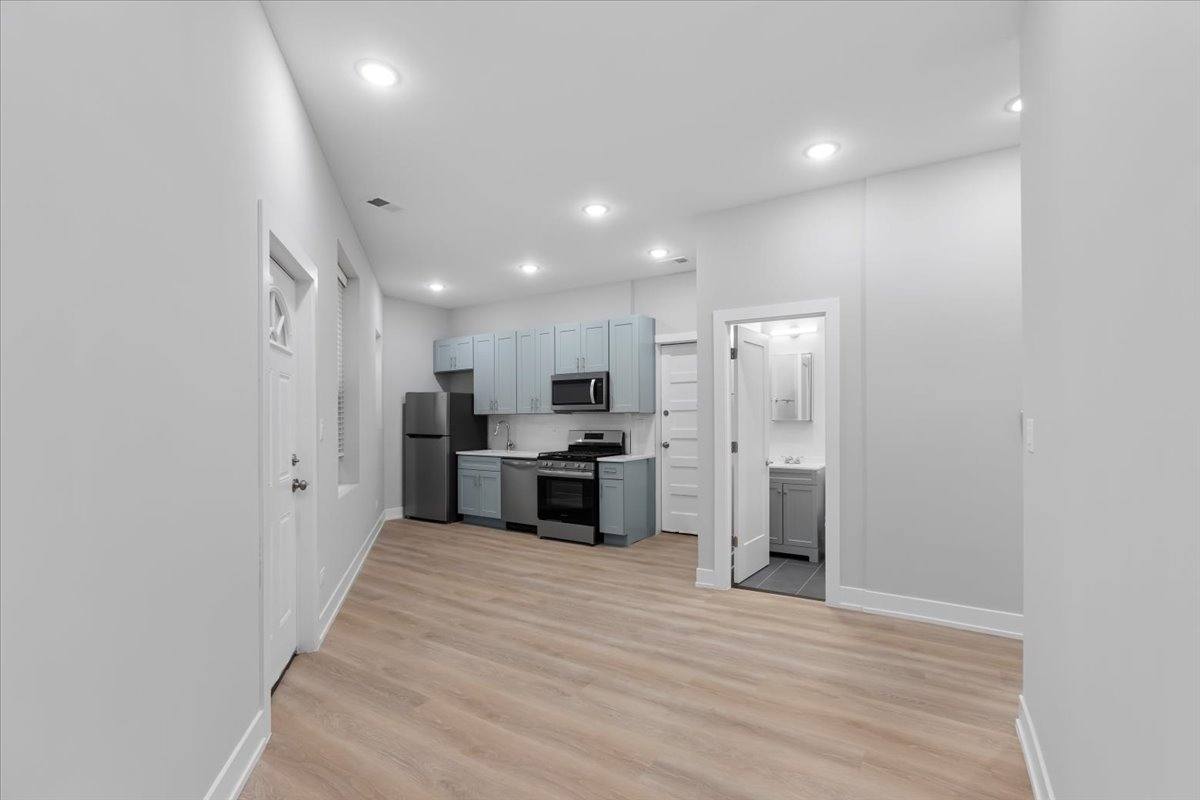 Apartment for rent at 3001 N Central Park Ave #S2, Chicago, IL 60618