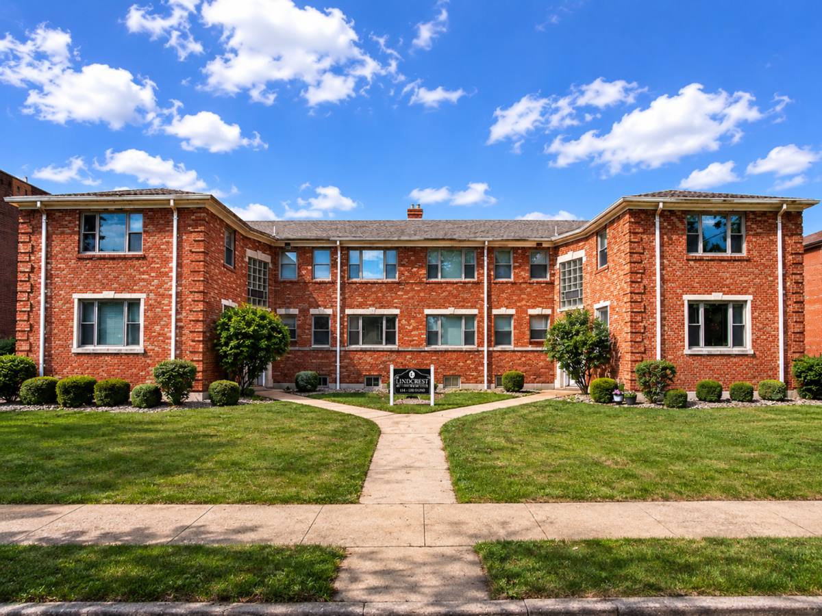 Apartment for rent at 5925-5931 Nagel Ave, Saint Louis, MO 63109