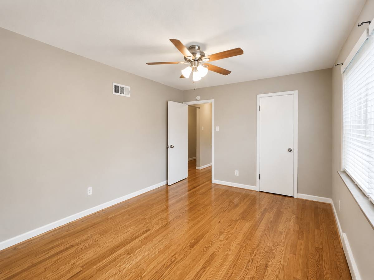 Apartment for rent at 5925-5931 Nagel Ave, Saint Louis, MO 63109