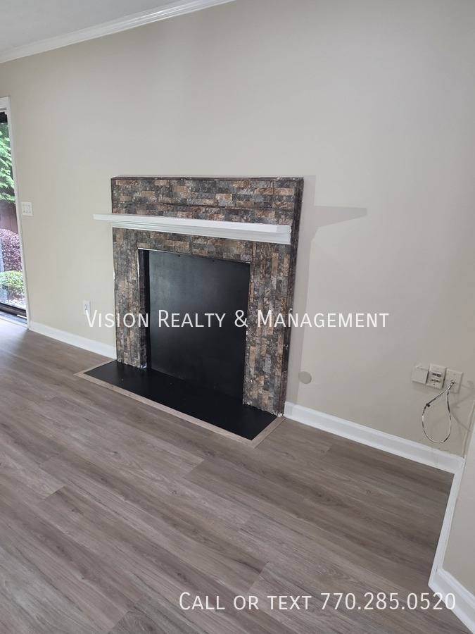 House for rent at 5025 Brittany Dr, Stone Mountain, GA 30083