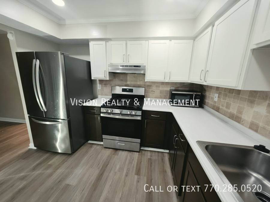 House for rent at 5025 Brittany Dr, Stone Mountain, GA 30083