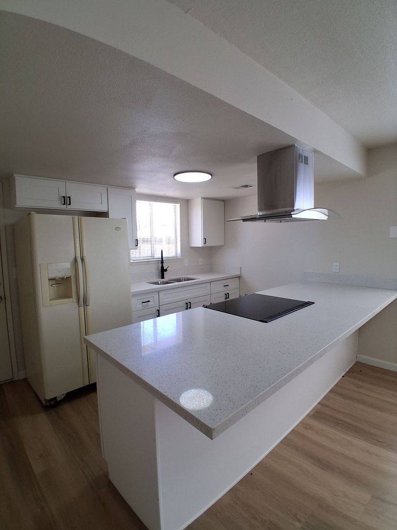 Apartment for rent at 546 550 E Polk St, Coalinga, CA 93210