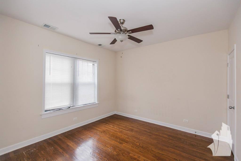 Apartment for rent at 1819 W Leland Ave #2, Chicago, IL 60640