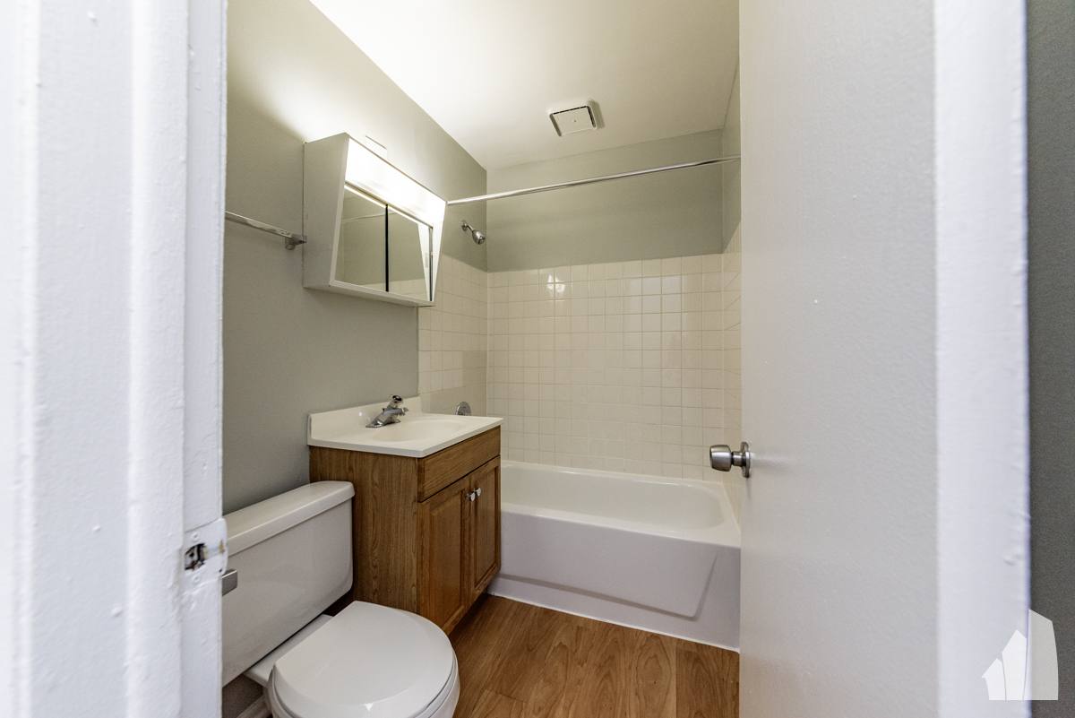 Apartment for rent at 4543 N Dover #2C, Chicago, IL 60640