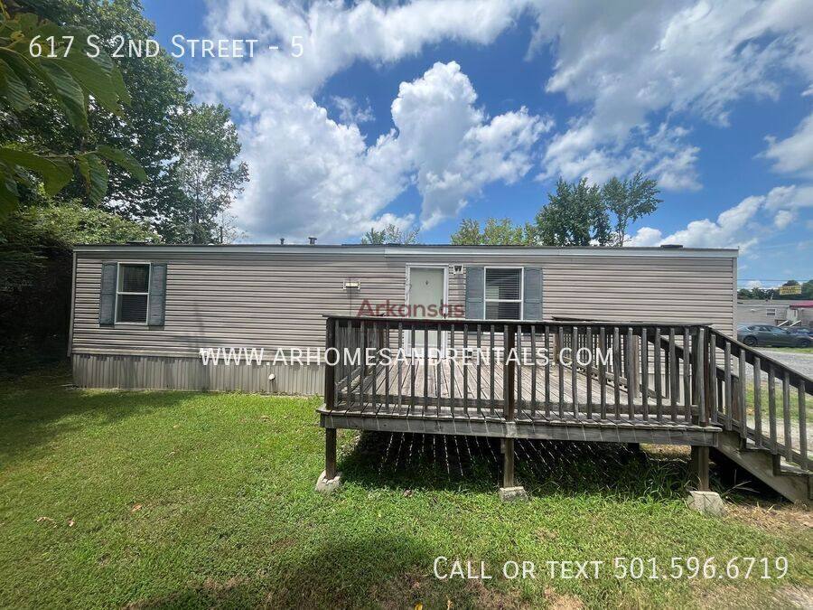 House for rent at 617 S 2nd St #5, Cabot, AR 72023
