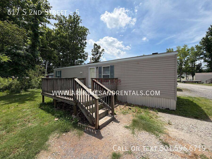 House for rent at 617 S 2nd St #5, Cabot, AR 72023