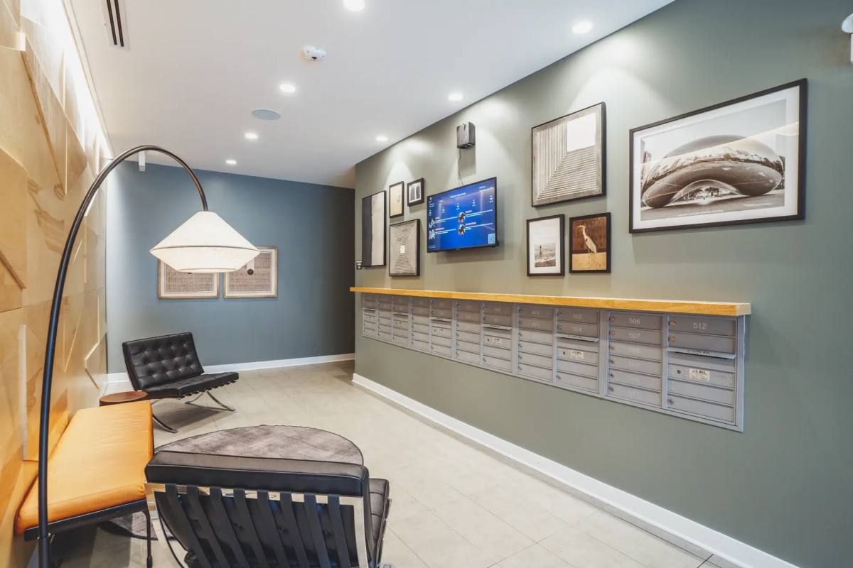 Apartment for rent at 830 N Milwaukee, Chicago, IL 60642