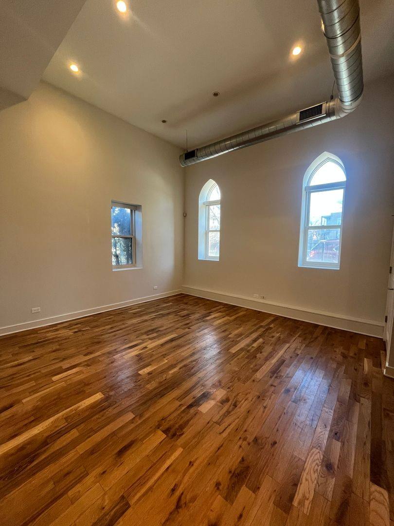 Apartment for rent at 1336 N Damen Ave #204, Chicago, IL 60622